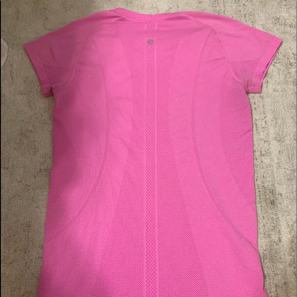 Lululemon Women's Running Short Sleeve Shirt